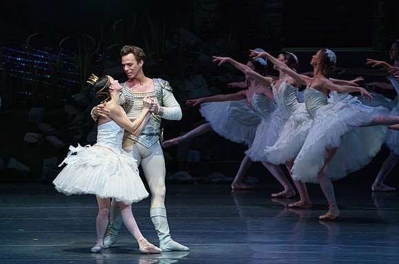 Swan Lake 2 Cast  for Amber double cheque it Tricia 1092
