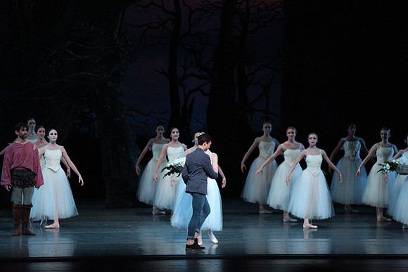 20161021_MCB_Giselle_Act2_Preformance_Arsht_9C7C0045