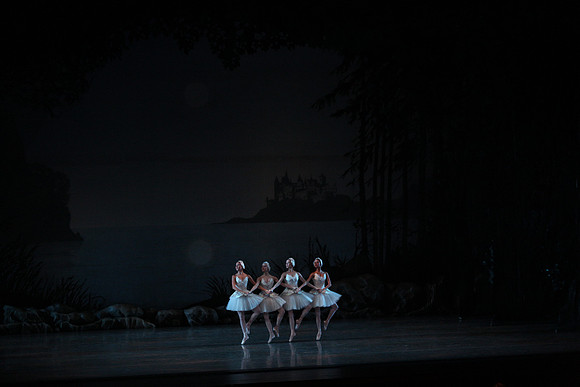 20151025_MCB_Swan_Lake_2Cast_Arsht_IMG_0042