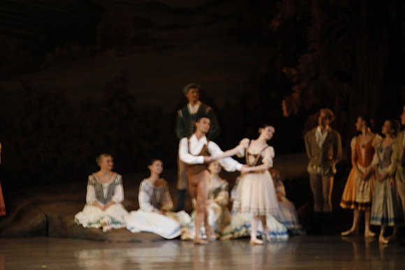 20161021_MCB_Giselle_Act1_Preformance_Arsht_73A0110