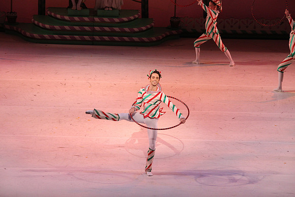 20141229_Nutcracker_WPB_Hoops_CG3P1419