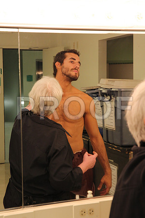 20150226_The_Pearl_Fisher_Backstage_Makeup_9C7C0428