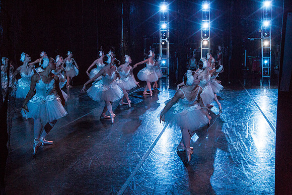 20151022_MCB_Back_Stage_Arsht_L1B6141