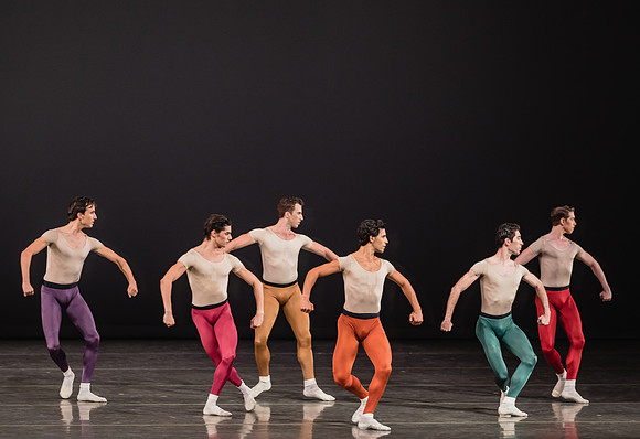 20170113_Glass_Pieces_Akhnaten_PR_MCB_Arsht_73A0732