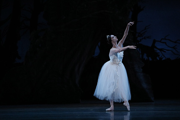 20161020_MCB_Giselle_Act2_DRDA_Arsht_73A5991