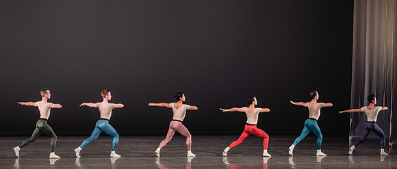20170113_Glass_Pieces_Akhnaten_PR_MCB_Arsht_73A0977