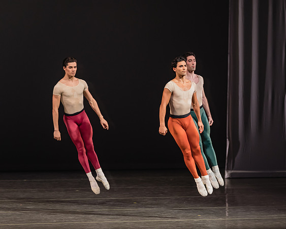 20170113_Glass_Pieces_Akhnaten_PR_MCB_Arsht_73A0689