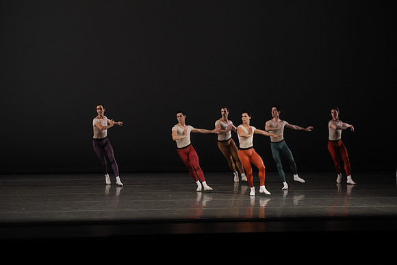 20170113_Glass_Pieces_Akhnaten_PR_MCB_Arsht_73A0800