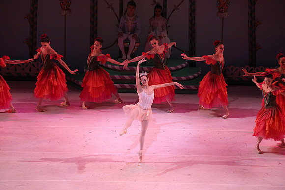 20141229_Nutcracker_WPB_Flowers__CG3P2127