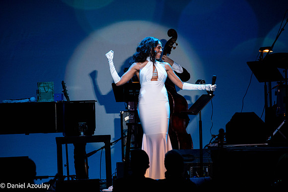 20201219_Deborah_Cox_9C7C3907