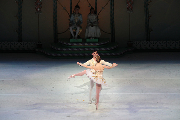 20141229_Nutcracker_WPB_PasDeDeux_CG3P2939