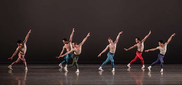 20170113_Glass_Pieces_Akhnaten_PR_MCB_Arsht_73A1075