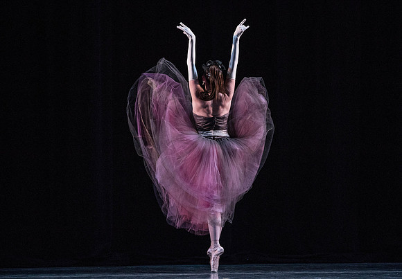 20180405_La Valse_Balanchine_Ravel__73A4184