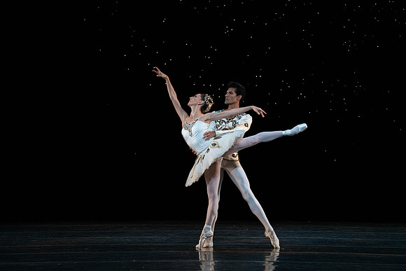 20220317_Dimonds_Dress Rehearsal_DSC1748