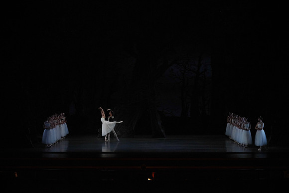 20161020_MCB_Giselle_Act1_DRSH_75A1554