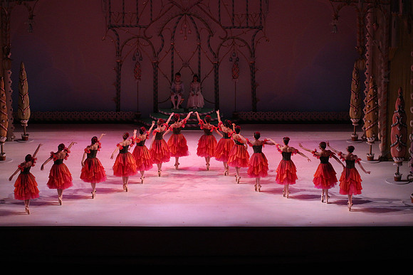 20141229_Nutcracker_WPB_Flowers__CG3P2051