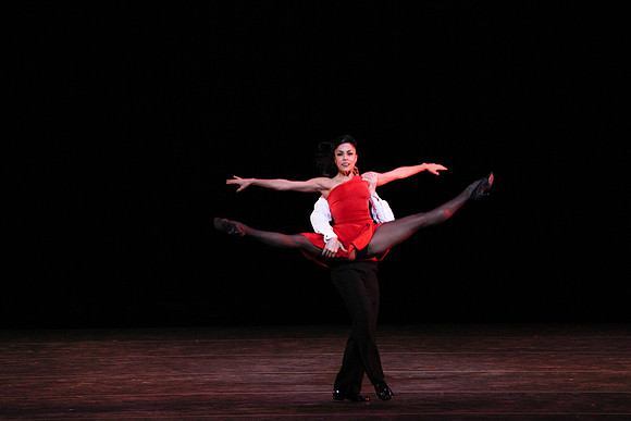 20150108_MCB_9_Sinatra_Dress_Hear_the_Dance_CG3P1828
