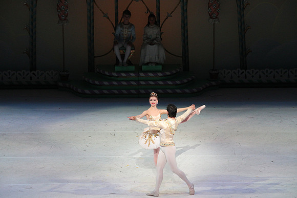 20141229_Nutcracker_WPB_PasDeDeux_CG3P2948