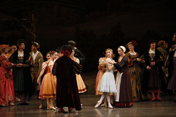 20161021_MCB_Giselle_Act1_Preformance_Arsht_73A0025