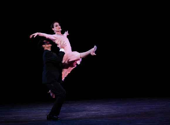 20150108_MCB_9_Sinatra_Dress_Hear_the_Dance_CG3P0014