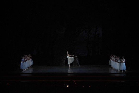 20161020_MCB_Giselle_Act1_DRSH_75A1688