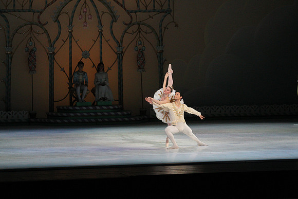 20141223_Nutcracker_ARTC_Pasdedeux_AL1B5690