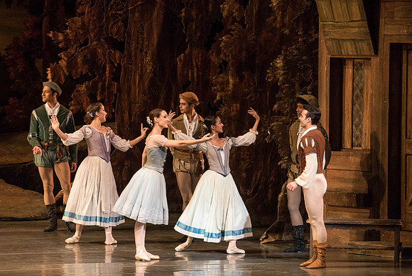 20161022_MCB_Giselle_Act1_2Cast_Tricia_Arsht_Arsht_73A6188