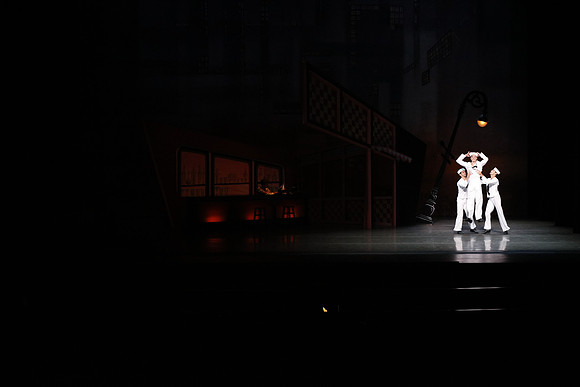 20151022_MCB_Fancy_Free_Warmup_Stage_Arsht_75A5299
