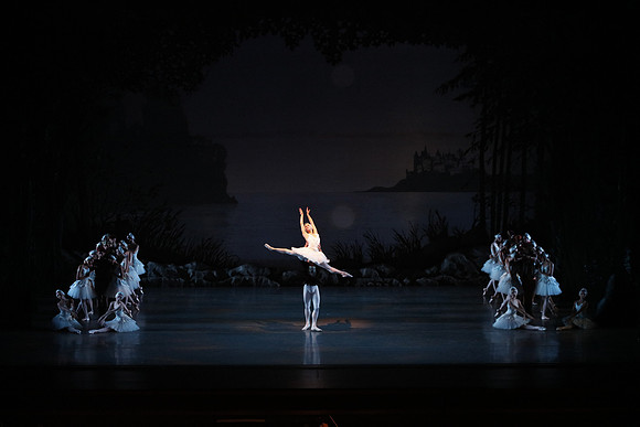 20151022_MCB_Swan_Lake_DR_WD_Arsht__75A7282