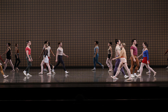 20170113_Glass_Pieces_no Makeup_DR_MCB_Arsht__73A0446
