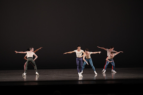 20170113_Glass_Pieces_no Makeup_DR_MCB_Arsht__73A1453