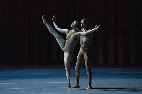 Psukhe_Alvin_Ailey_II_3483