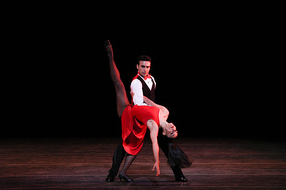 20150108_MCB_9_Sinatra_Dress_Hear_the_Dance_CG3P1889