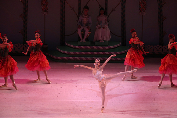 20141229_Nutcracker_WPB_Flowers__CG3P2250
