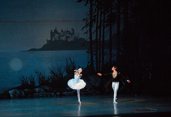 20151025_MCB_Swan_Lake_2Cast_Arsht_IMG_7713