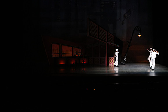 20151022_MCB_Fancy_Free_Warmup_Stage_Arsht_75A5306