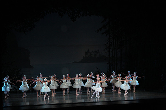 20151025_MCB_Swan_Lake_2Cast_Arsht_IMG_1517