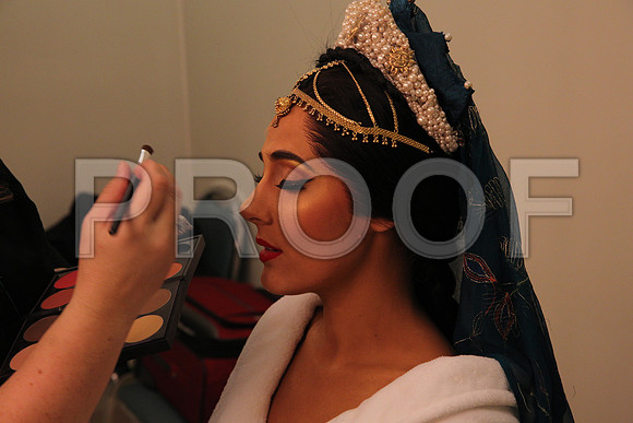 20150226_The_Pearl_Fisher_Backstage_Makeup_9C7C0502