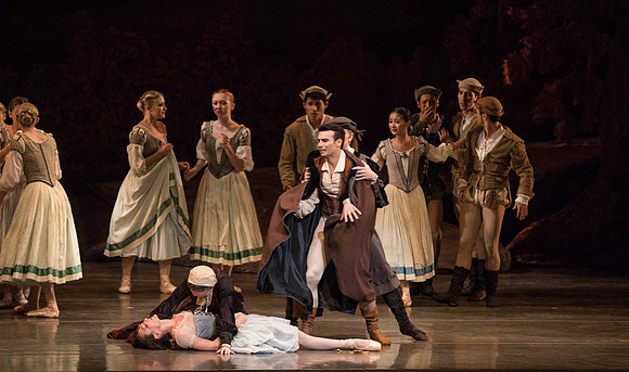 20161022_MCB_Giselle_Act1_2Cast_Tricia_Arsht_73A9426