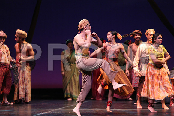 20150226_The_Pearl_Fisher_Act_29C7C0542