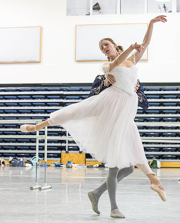 20161013_MCB_Giselle_Act1_Rehersal_Studio9C7C0071