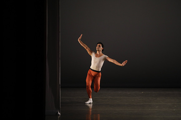 20170113_Glass_Pieces_Akhnaten_PR_MCB_Arsht_73A0679