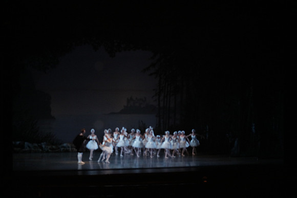 20151023_MCB_Swan_Lake_Prefomance_Arsht__75A2690