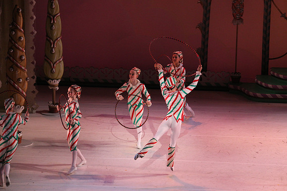 20141229_Nutcracker_WPB_Hoops_CG3P1425