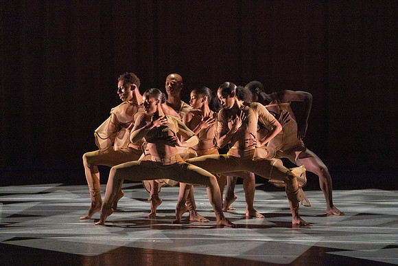 Psukhe_Alvin_Ailey_II_4227