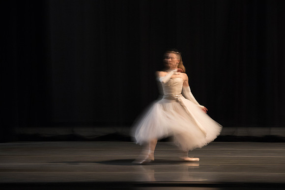 20180406_La_Valse_Motion_Blur_Balanchine_73A6902