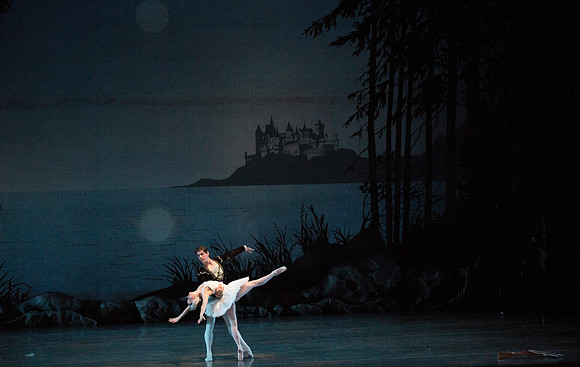 20151025_MCB_Swan_Lake_2Cast_Arsht_IMG_7768 2