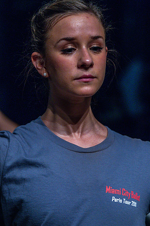 20091019_8000_DG_MCB_ZIff_Theatre_warm-up_10202011_AL1B9848_Keyworded