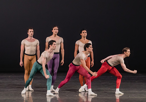 20170113_Glass_Pieces_Akhnaten_PR_MCB_Arsht_73A0893