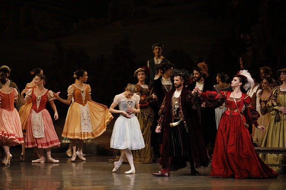 20161021_MCB_Giselle_Act1_Preformance_Arsht_73A0076